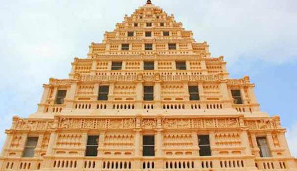 Maratha Palace, Thanjavur, Tamil Nadu - Vushii.com Maratha Palace, Thanjavur, Tamil Nadu - Vushii.com